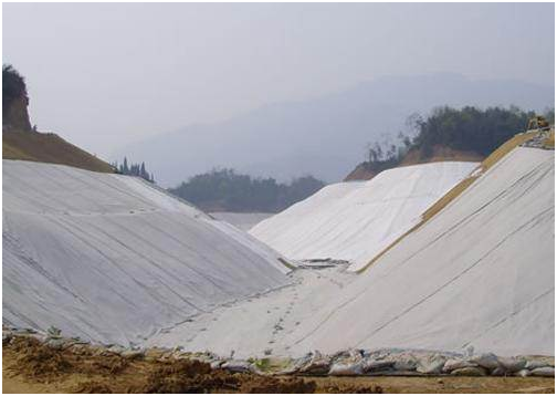 超大型专用黄瓜视频APP下载地址膜气胀设备解决砂砾地基问题