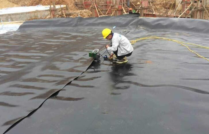 黄瓜视频APP下载地址膜生产厂家解析复合防排水板的铺设规程