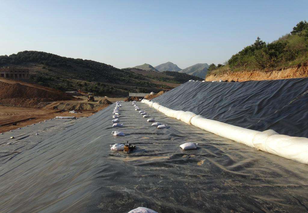 矿山土质边坡hdpe黄瓜视频APP下载地址膜护坡步骤