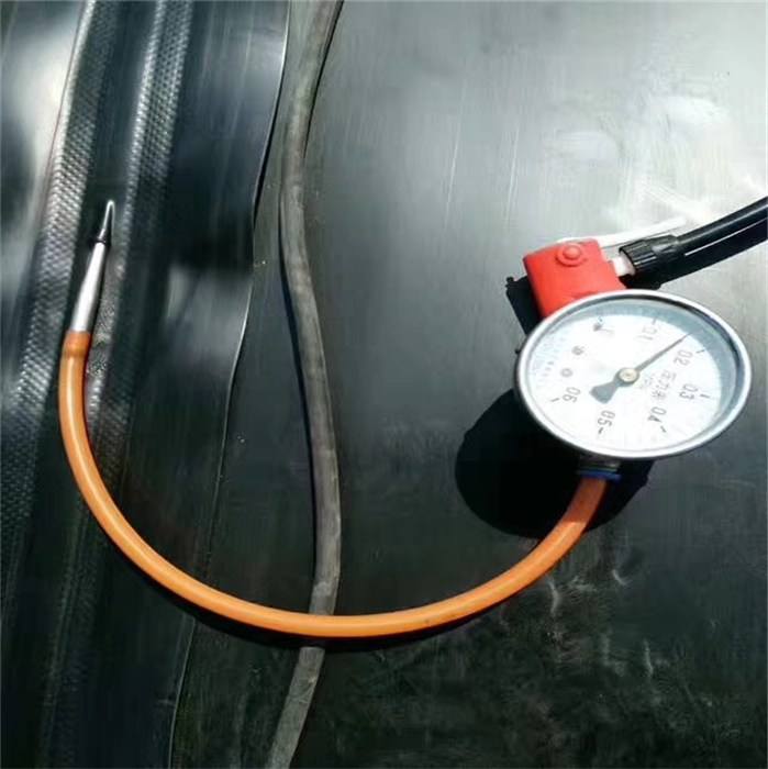 清洁、干燥保证黄瓜视频APP下载地址膜复杂施工环境下质量的标准