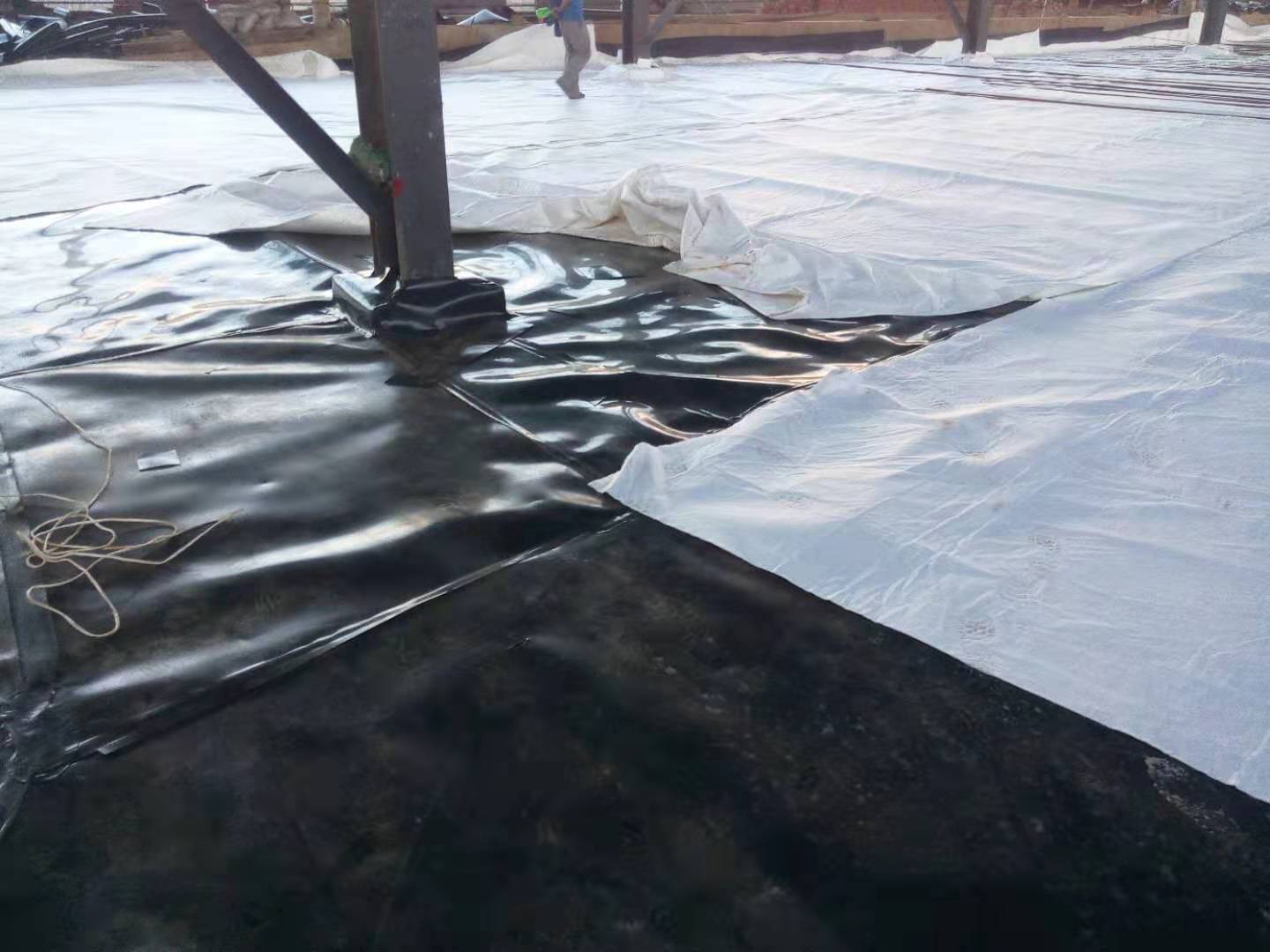 避免黄瓜视频APP下载地址膜出现鼓包和褶皱情形有方法