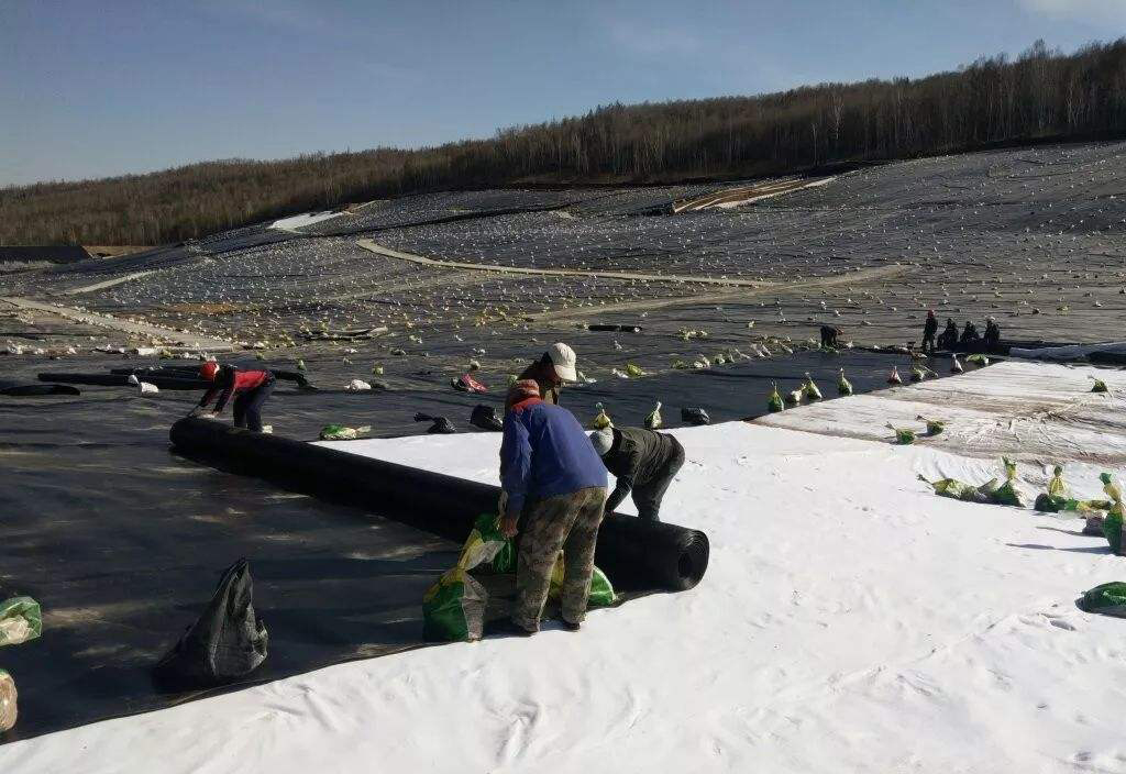 赤泥堆场聚乙烯复合黄瓜视频APP下载地址膜施工技术