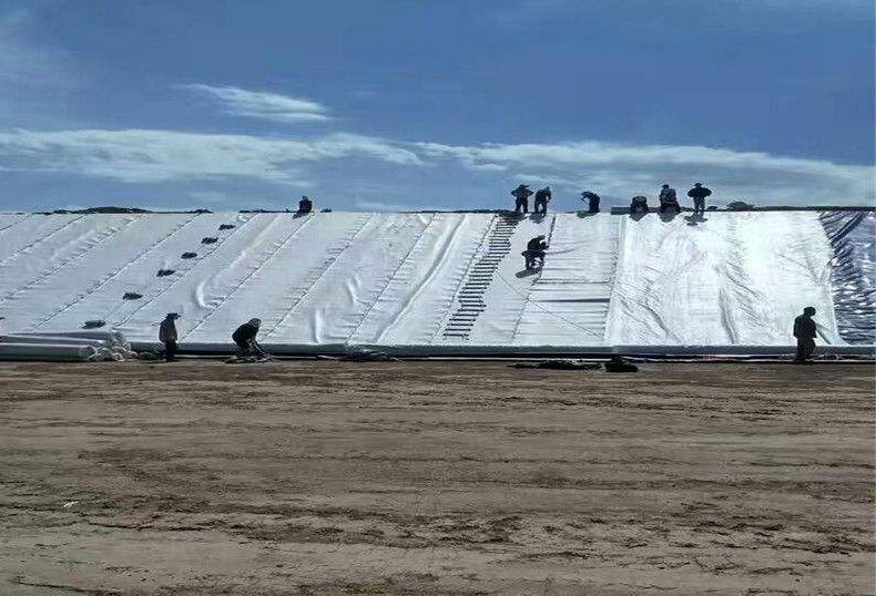 垃圾填埋场的黄瓜视频APP下载地址膜应符合什么标准才能施工