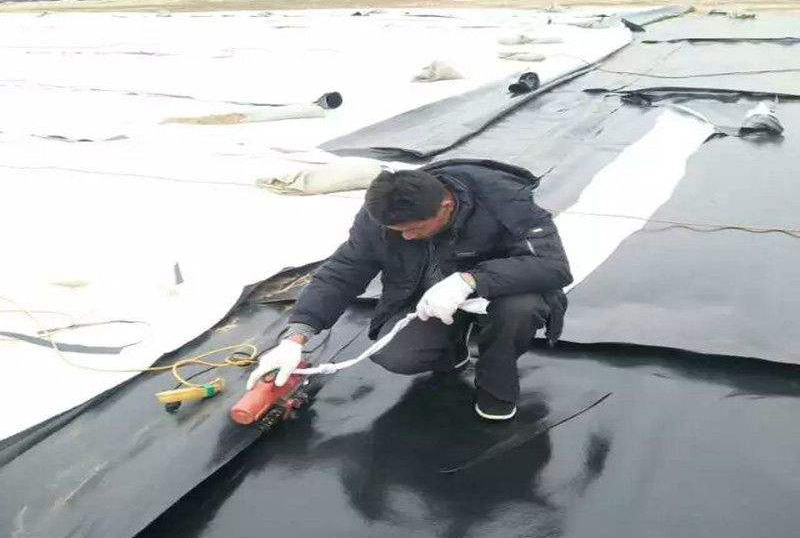 垃圾填埋场的黄瓜视频APP下载地址膜应符合什么标准才能施工