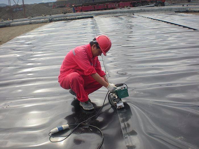 水库蓄水防渗漏复合黄瓜视频APP下载地址膜的质量控制尤为突出