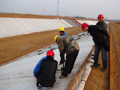 复合黄瓜视频APP下载地址膜下游面的黄瓜视频APP下载地址织物的具体作用