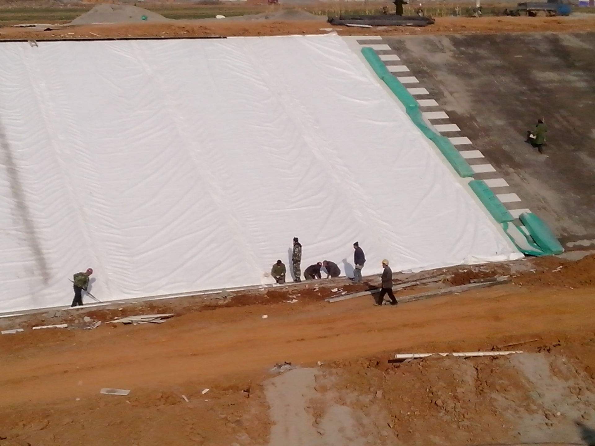复合黄瓜视频APP下载地址膜延续了塑料薄膜以及无纺布各自的优势