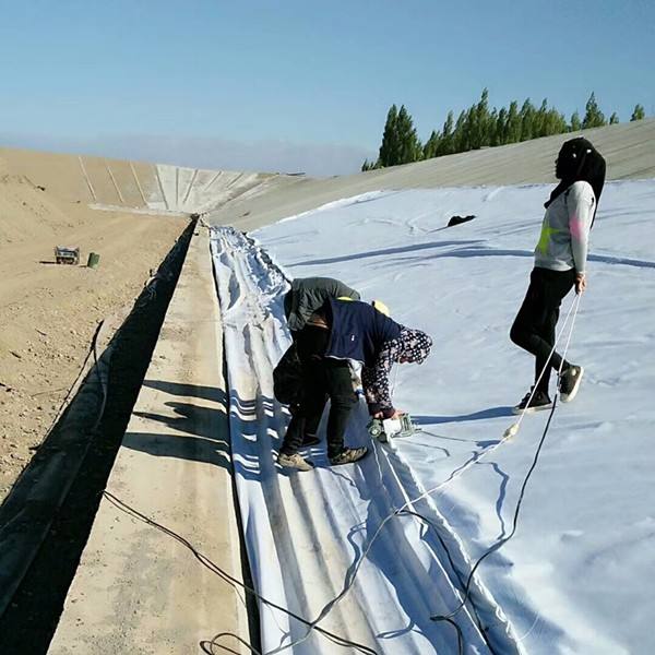 复合黄瓜视频APP下载地址膜的几种特性能给工程带来哪些效果？