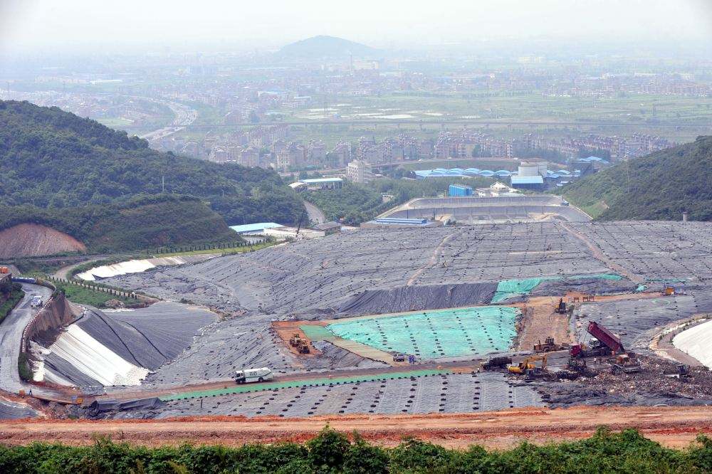垃圾填埋场防渗结构和边坡防渗结构用什么规格黄瓜视频APP下载地址膜