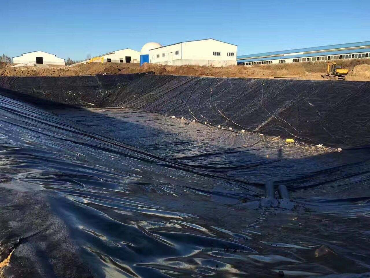 黄瓜视频APP下载地址膜防渗渠道基槽和铺膜断面型式