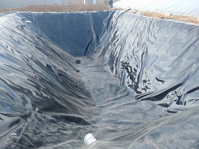 污水调节池加设HDPE黄瓜视频APP下载地址膜浮动罩的措施的优势